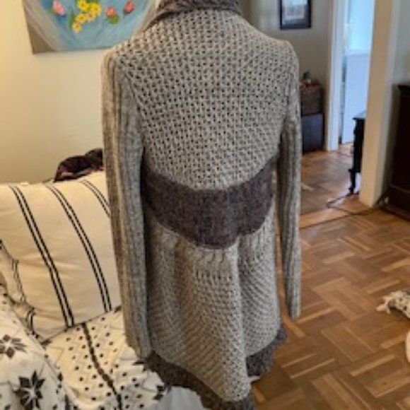 CABI GORGEOUS EUC CARDIGAN 100% COTTON NWOT - Picture 2 of 13